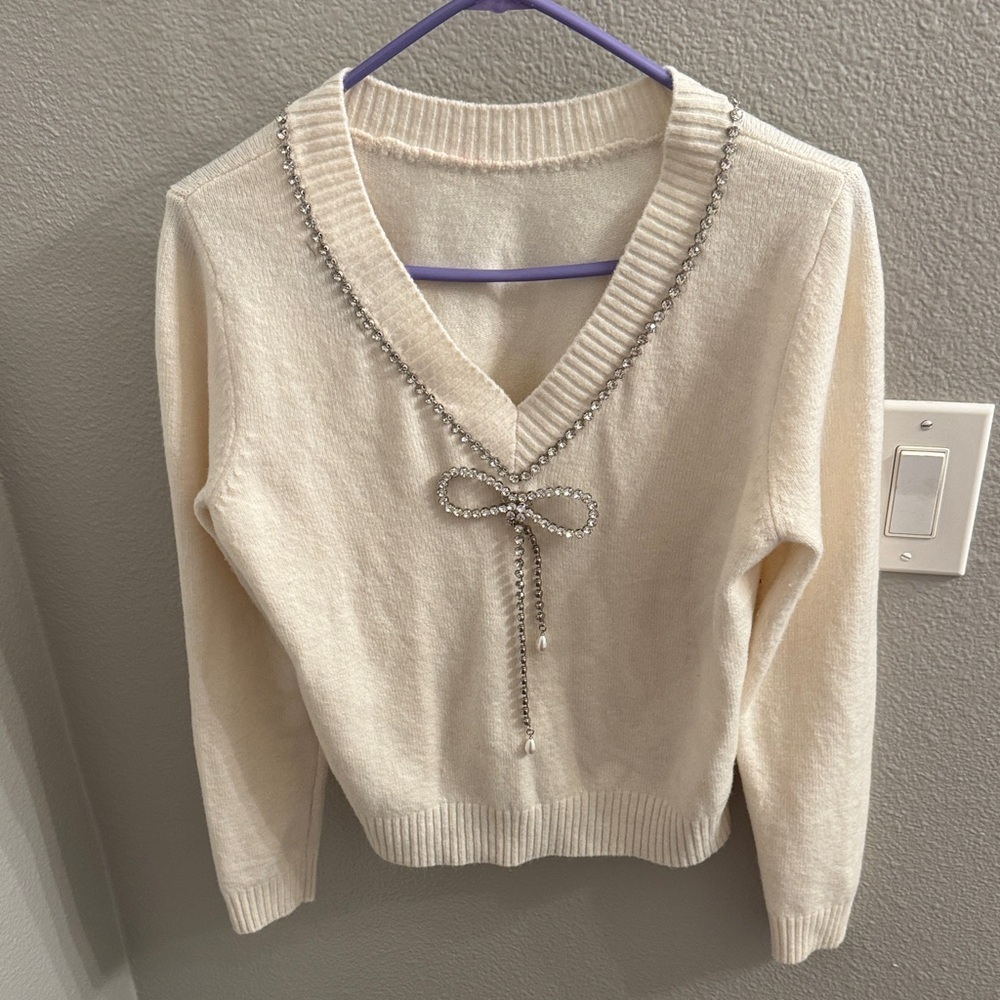 LOFT Cream V-Neck Sweater with Beaded Bow